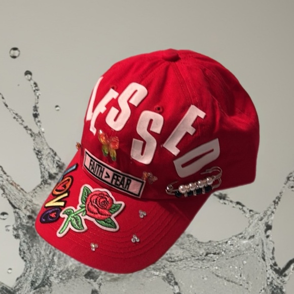 Heavenly Threads - Picture 4 of 5